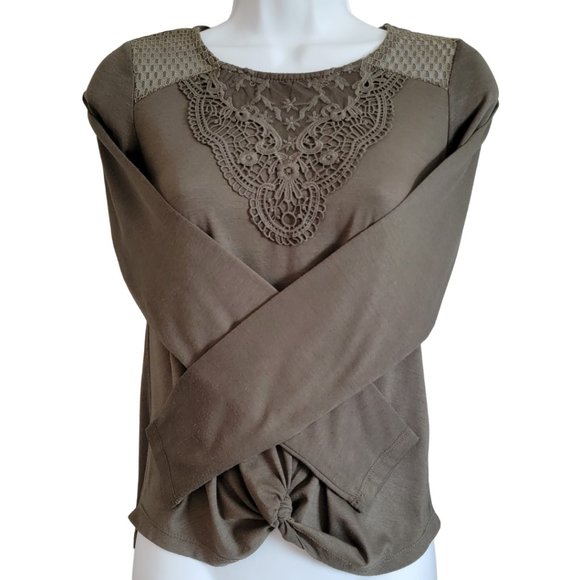 Self Esteem Women's Top Khaki Embroidered Size Small & Faux Tie at Waist (GUC) - Picture 6 of 7